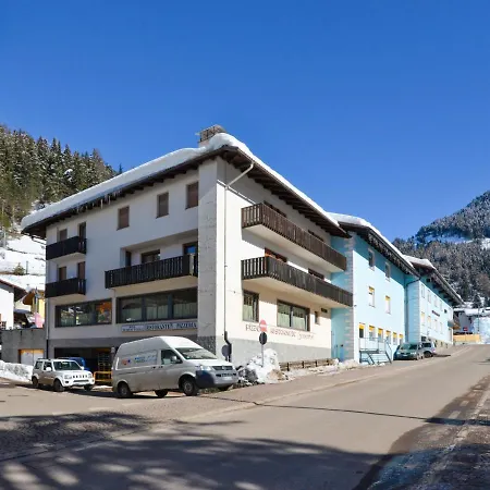 2 By Interhome Apartment