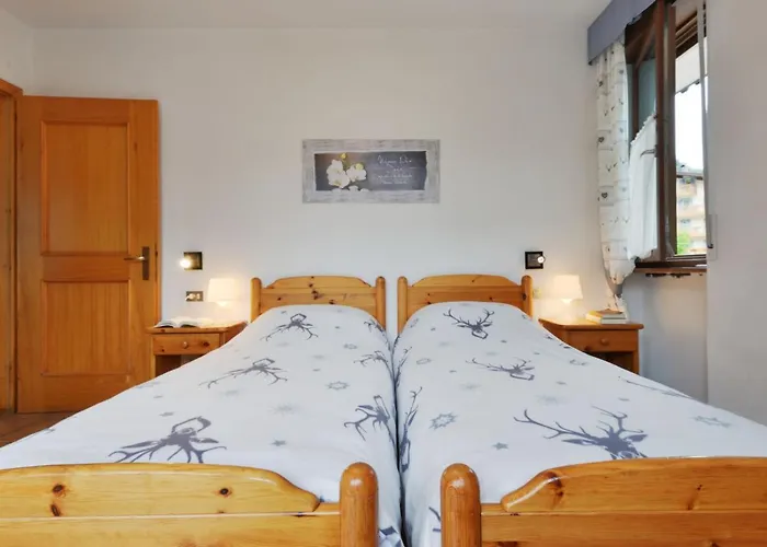 2 By Interhome Appartamento Canazei