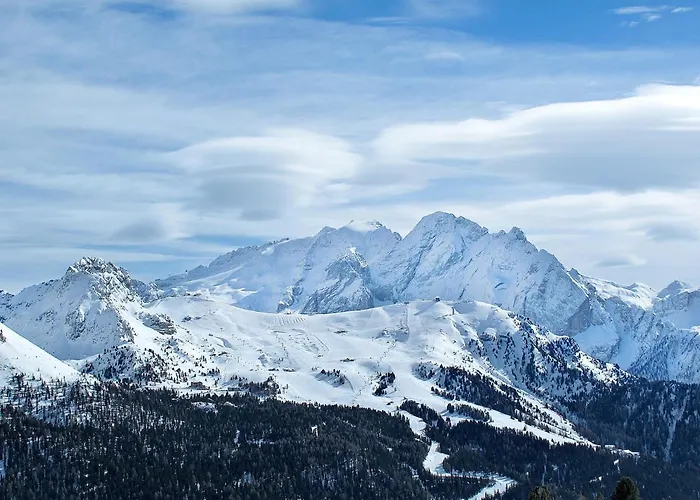 2 By Interhome דירה *